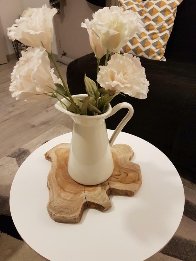 La Fleur D Honfleur Avec Son Parking Apartment Ngoại thất bức ảnh