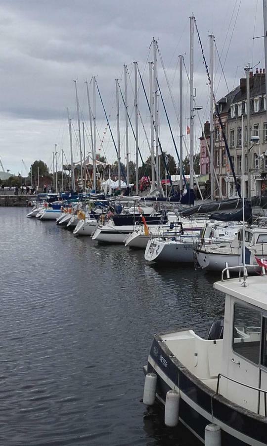La Fleur D Honfleur Avec Son Parking Apartment Ngoại thất bức ảnh